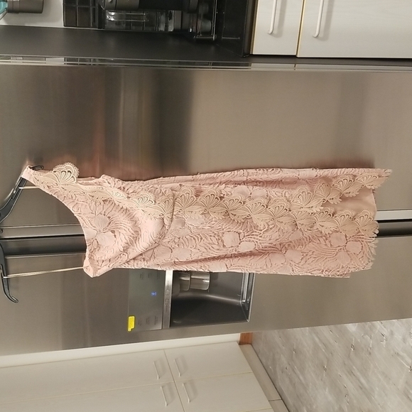 💕REISS💕 Mena One-Shoulder Crochet Lace Dress ~ Nude US 6 NWT - Picture 5 of 13